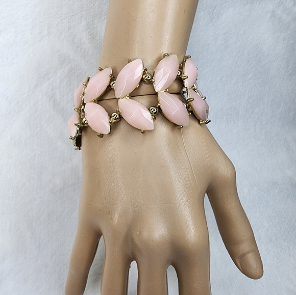 Vintage Stretch Bracelet Linked Pink Acrylic Gems with Gold Tone Metal 9" - Picture 4 of 13
